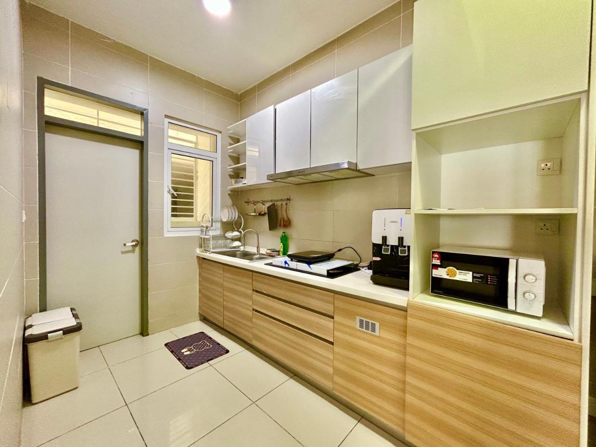 Apartment Cozy 1-9pax Near Msu, Stadium Sec13 Shah Alam