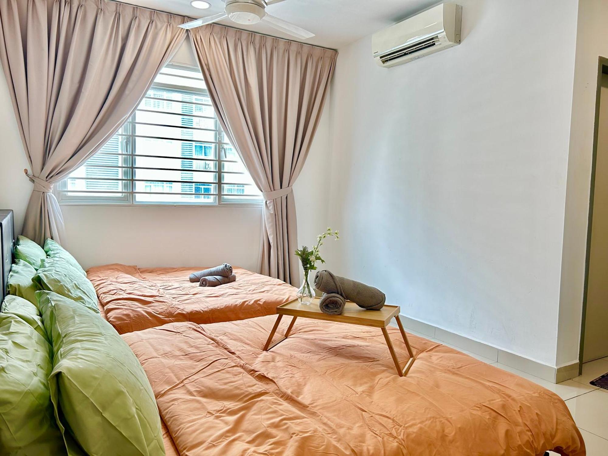 Cozy 1-9pax Near Msu, Stadium Sec13 Apartment