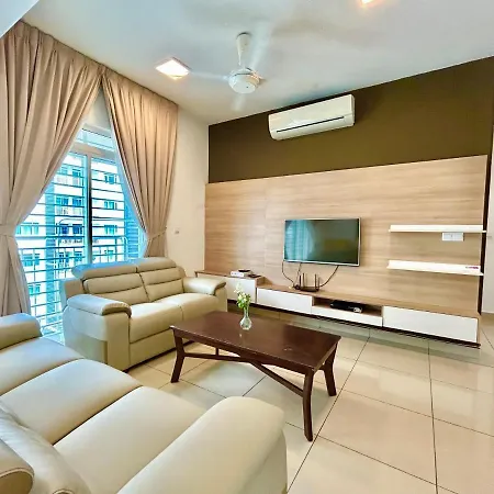 Cozy Home 1-9Pax Near Msu, Stadium Shah Alam Sec13 Exterior photo
