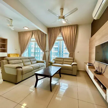 Cozy Home 1-9Pax Near Msu, Stadium Shah Alam Sec13 Exterior photo